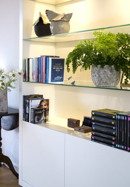 tv-kast tv-meubel wandmeubel woonkamerkast met verlichting maatwerk meubels meubelmakers Utrecht mooi ruim