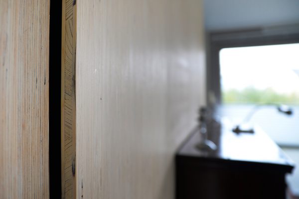 kastenwand wandvullend woonkamer kledingkast slaapkamer opbergkasten garderobekast maatwerk meubels meubelmakers Utrecht mooi ruim