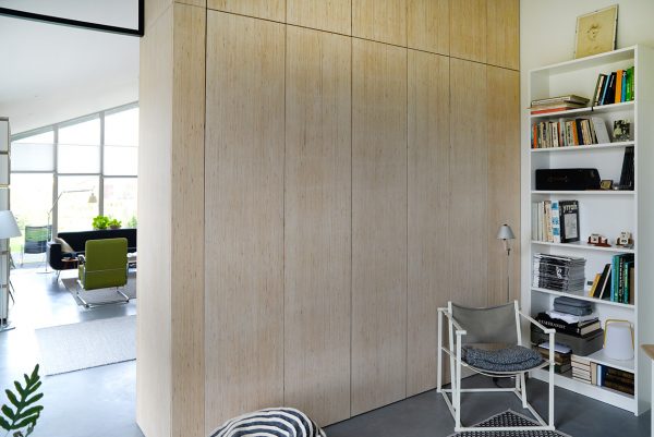 kastenwand wandvullend woonkamer kledingkast slaapkamer opbergkasten garderobekast maatwerk meubels meubelmakers Utrecht mooi ruim