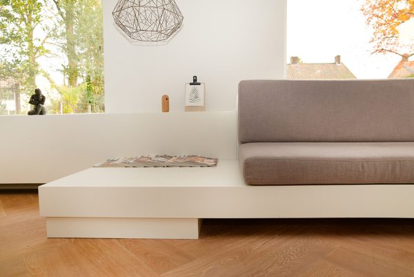 loungebank zitbank zithoek loungehoek woonkamer leeshoek maatwerk meubels meubelmakers Utrecht mooi ruim