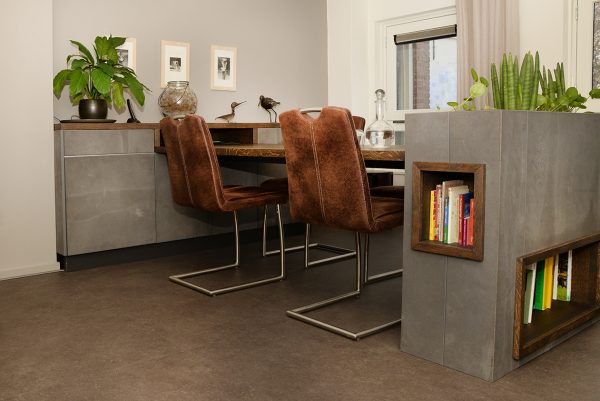 bureau werkplek inrichting werkkamer ladekast maatwerk meubels meubelmakers Utrecht mooi ruim