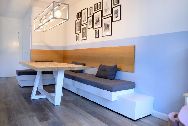 zitbank zithoek eethoek eetkamer maatwerk meubels meubelmakers Utrecht mooi ruim