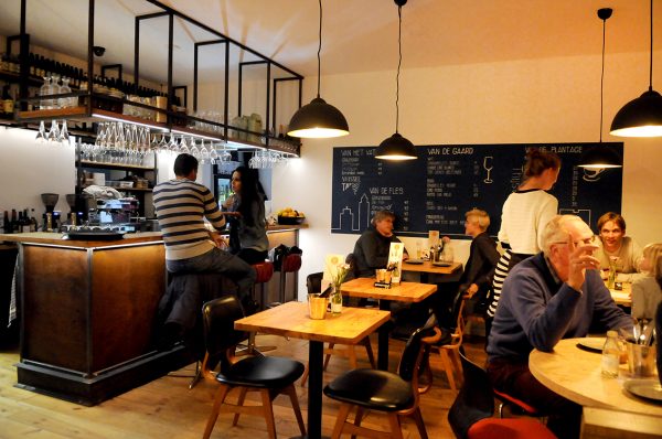 barmeubel inrichting restaurant zakelijke oplossing maatwerk voor uw bedrijf meubelmakers Utrecht mooi ruim