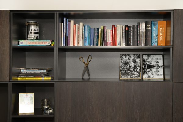 tv-kast tv-meubel woonkamerkast maatwerk meubelmaker Utrecht mooi ruim