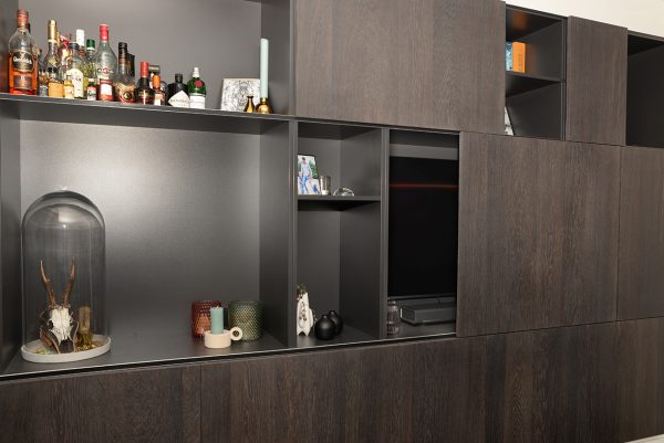 tv-kast tv-meubel woonkamerkast maatwerk meubelmaker Utrecht mooi ruim